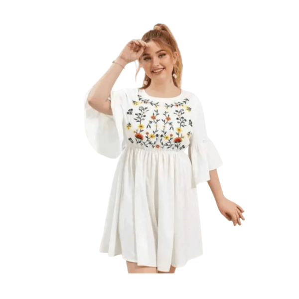 White embroidery short top - Image 2